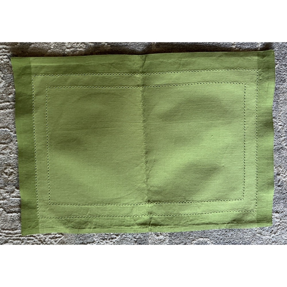 Pier 1 Imports Set Of Four Green Placemats